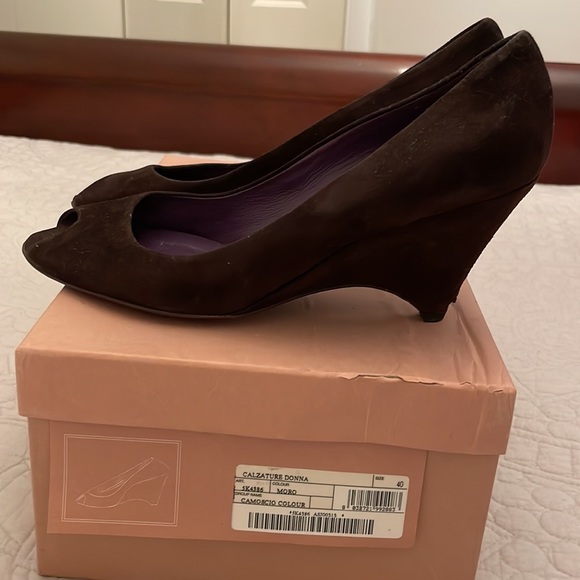 Miu Miu Camoscio Suede Peep Toe Wedges, Brown - Picture 4 of 6